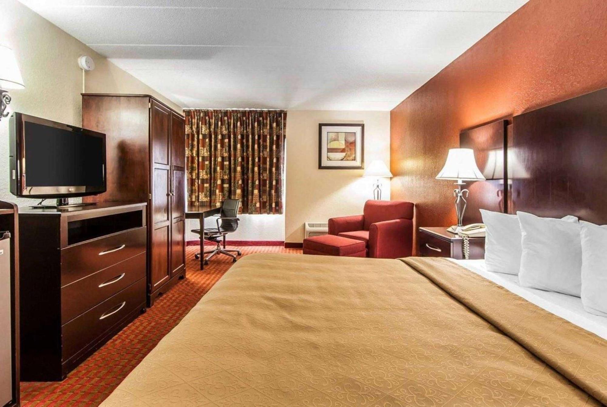 Wingate By Wyndham Marietta Conference Center Ohio Hotel Buitenkant foto
